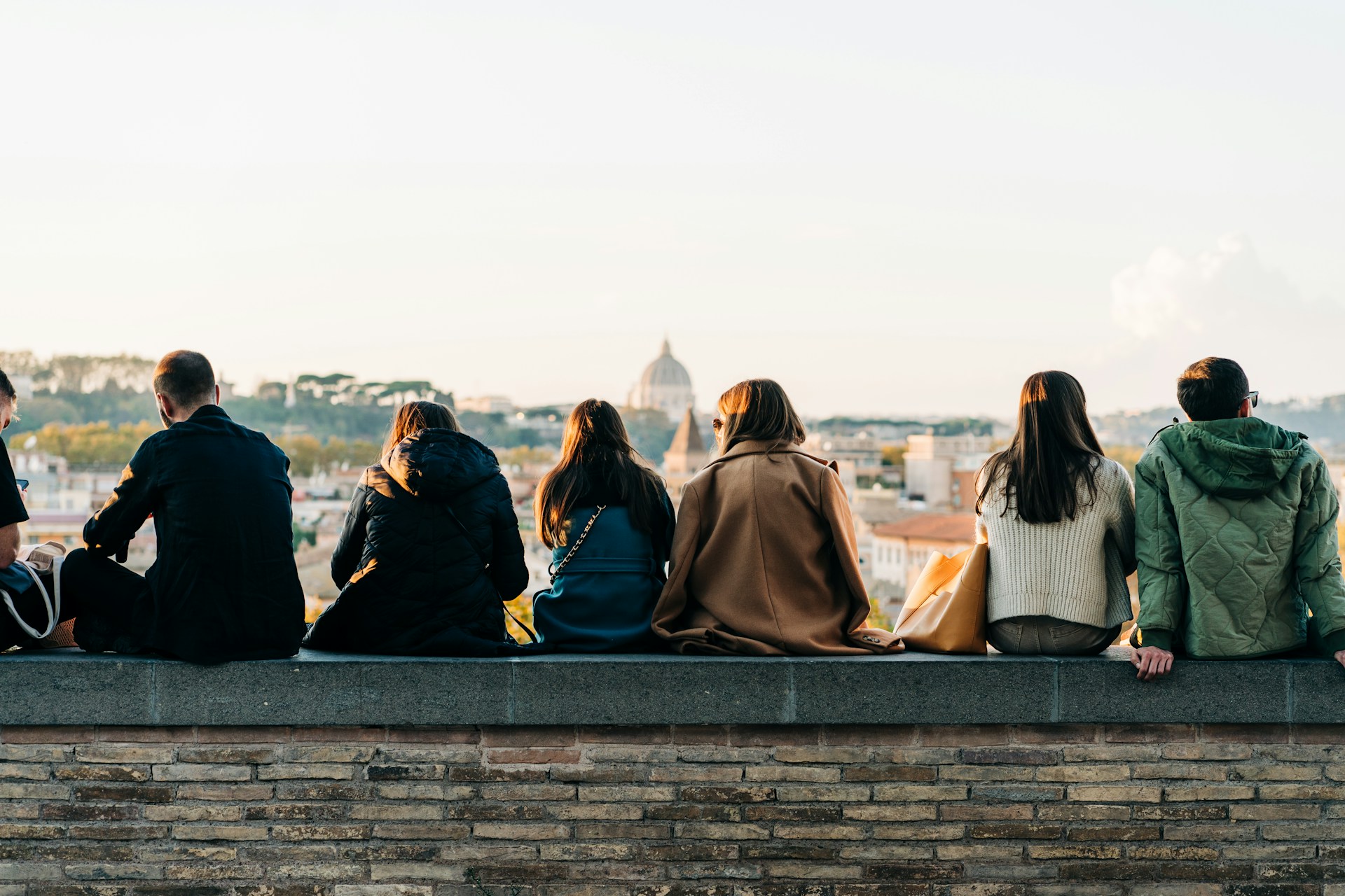 Denatalità: il vero problema sono i soldi, non la voglia di avere figli